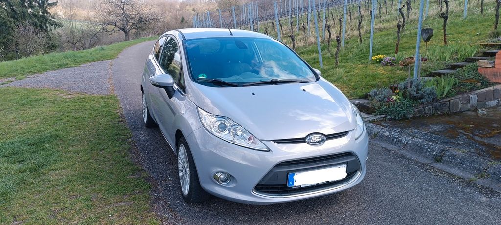 Ford Fiesta 194.000 km 2.450 &euro; Steinheim 71711