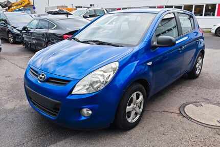 Hyundai i20 98.000 km 2.300 € Mosbach 74821