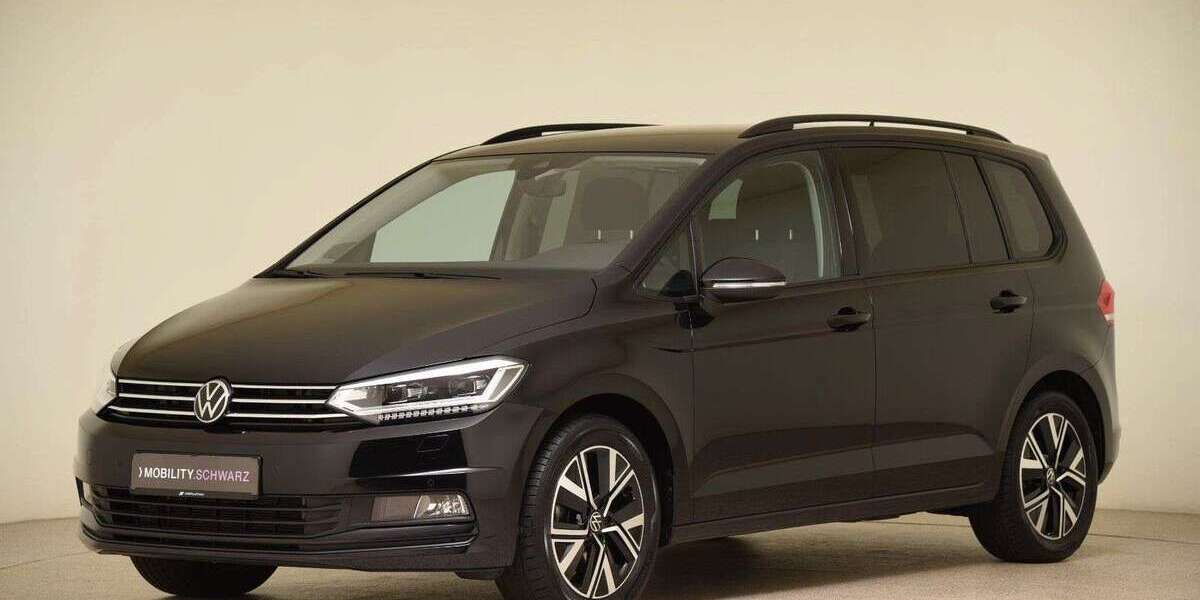 VW Touran 40.900 km 32.780 &euro; Ellhofen 74248