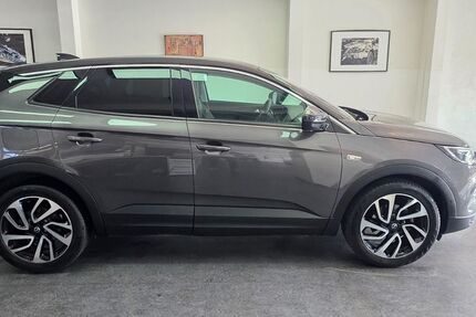 Opel Grandland (X) 77.000 km 14.990 &euro; Asperg/Ludwigsburg bei Stuttgart 71679