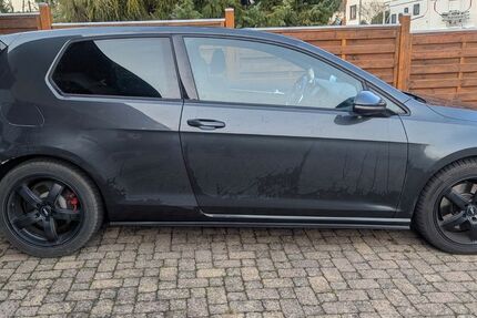 VW Golf 105.000 km 14.500 &euro; Heilbronn 74078