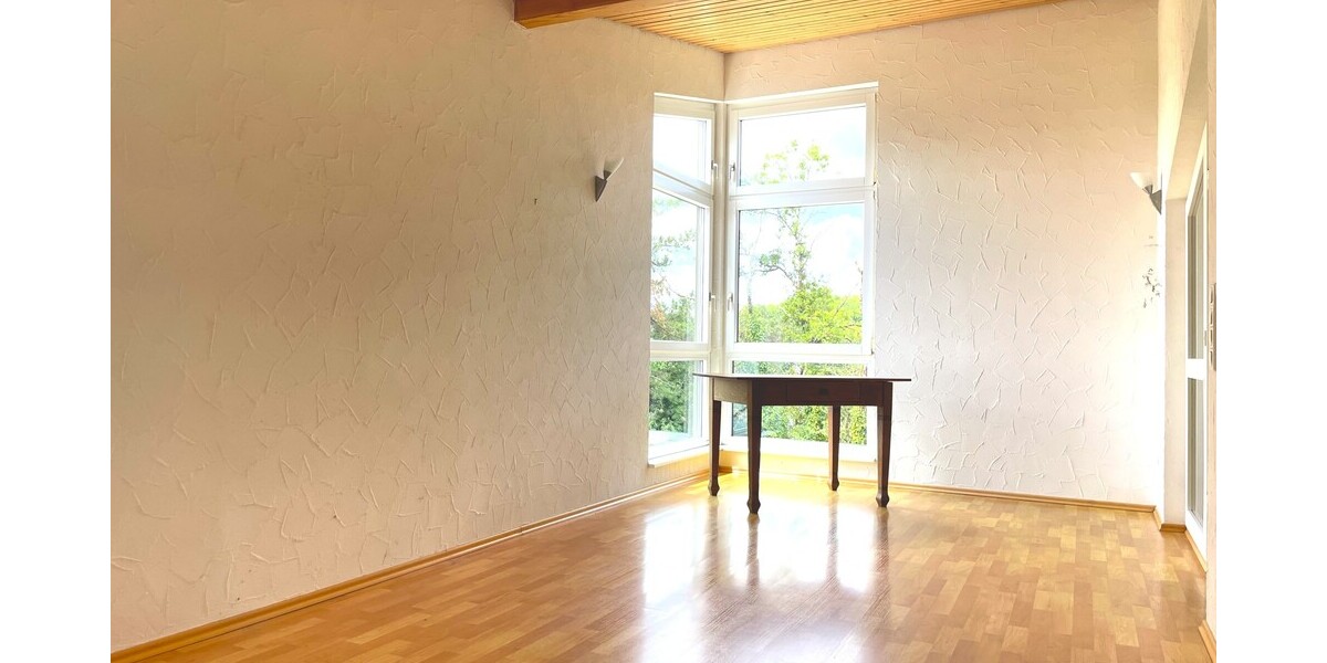 Naturnah: Besonderes 1-2 Familienhaus in Aussichtslage - Zweifamilienhaus Mosbach | Angebot:26675706