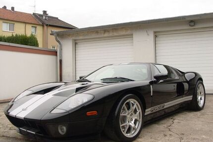 Ford GT