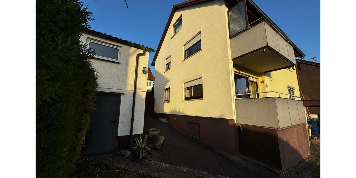 Mehrfamilienhaus, Wohnhaus Backnang - 8 Zimmer, 163 m&sup2;, 423.000&euro; | Angebot:27153401