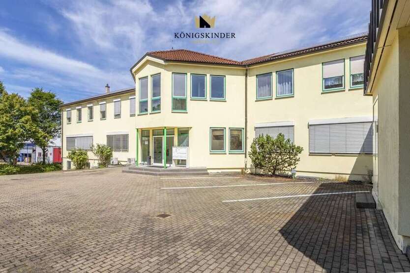 Büro in Eberdingen Hochdorf 1.495.000 € 856 m²