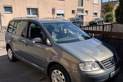 VW Touran 327.500 km 2.499 &euro; Heilbronn 74078