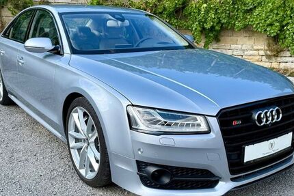 Audi S8