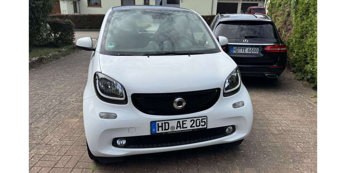 Smart forTwo 78.000 km 8.900 € sinsheim 74889