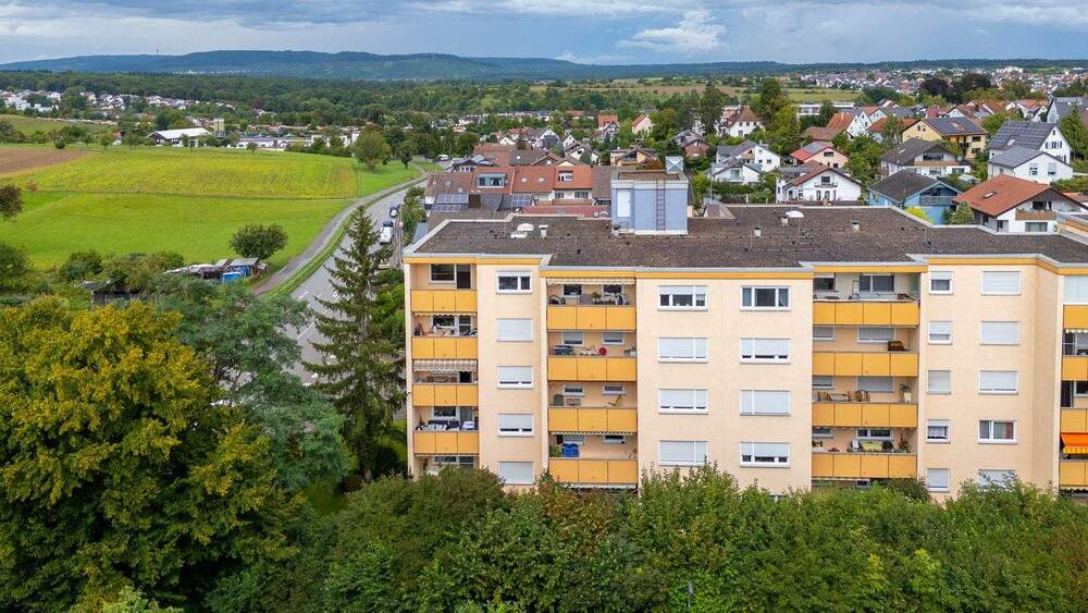 Etagenwohnung Sachsenheim Großsachsenheim - 3 Zimmer, 78 m&sup2;, 180.000&euro; | Angebot:24545240