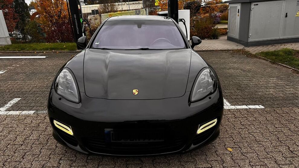 Porsche Panamera 165.000 km 42.000 € Ludwigsburg 71640