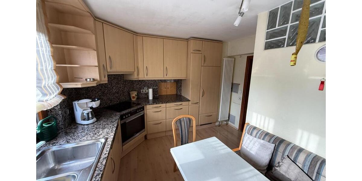 Einfamilienhaus mit Einliegerwohnung zu vermieten 11 zimmer