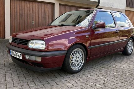 VW Golf 151.000 km 6.190 &euro; Bretzfeld 74626