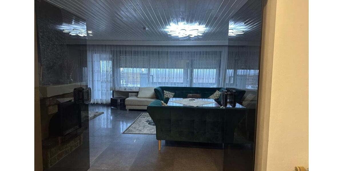 Einfamilienhaus Sinsheim - 8 Zimmer, 150 m&sup2;, 650.000&euro; | Angebot:26536140