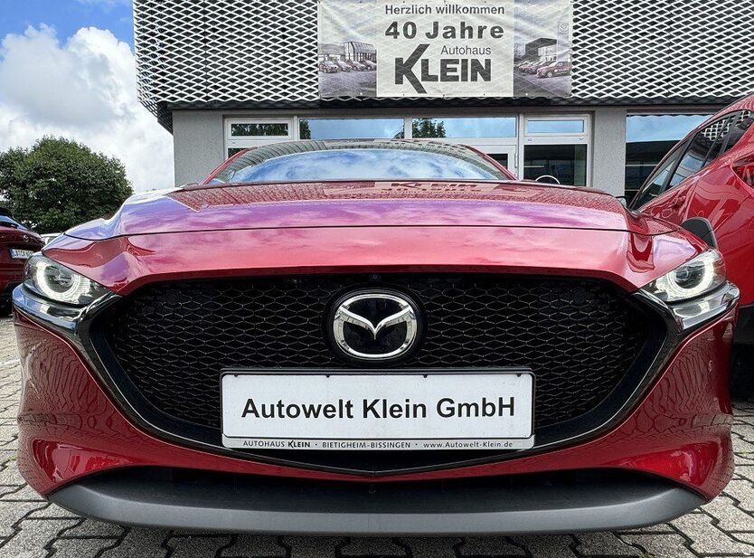 Mazda 3 7.978 km 28.900 € Bietigheim-Bissingen 74321