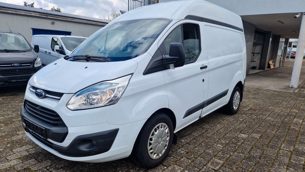 Ford Transit Custom 184.000 km 6.900 &euro; Ludwigsburg 71634
