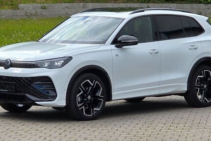 VW Tiguan 28.800 km 43.435 € Kürnbach 75057