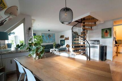 Wohnen auf Zeit: Wohnung zu Zwischenmiete 1.3.26-31.8.26 4 zimmer