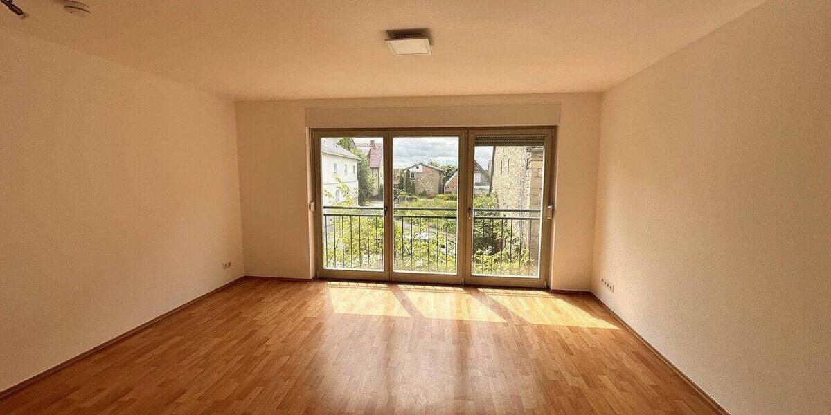 Etagenwohnung Sinsheim-Hilsbach Hilsbach - 3 Zimmer, 79 m&sup2;, 890&euro; | Angebot:26877216