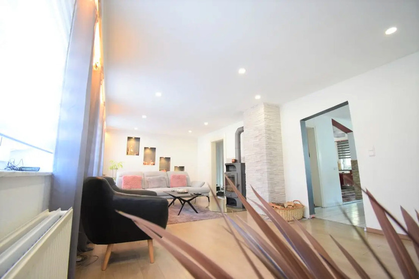 Haus zum Kaufen in Bad Friedrichshall 572.000 € 163 m²