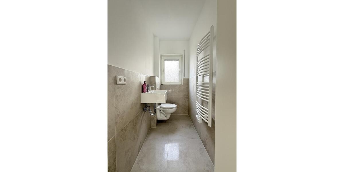 Dachgeschoßwohnung Kürnbach - 4 Zimmer, 120 m&sup2;, 1.175&euro; | Angebot:26284377