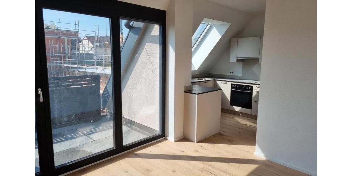 Dachgeschoßwohnung Neckarsulm - 3 Zimmer, 90 m&sup2;, 1.350&euro; | Angebot:26679240