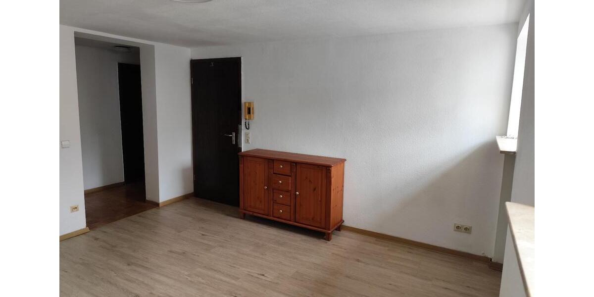 Erdgeschoßwohnung Freiberg am Neckar - 1 Zimmer, 28 m&sup2;, 89.000&euro; | Angebot:26679861