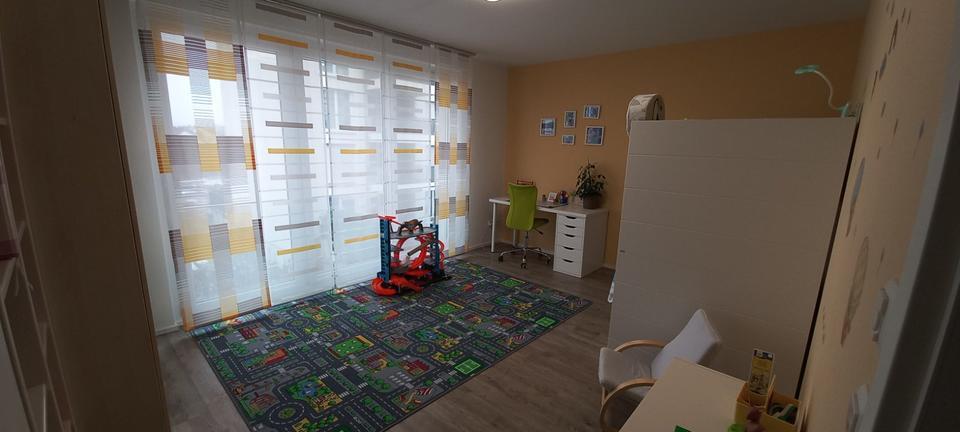 Wunderschöne Neuwertige 4½-Zimmer-Wohnung zum Wohlfühlen zimmer