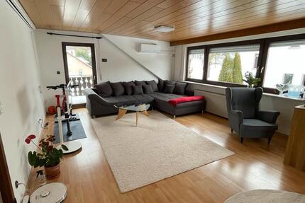 Möblierte, helle 3-Zimmer-Wohnung mit Balkon in ruhiger Lage 3 zimmer