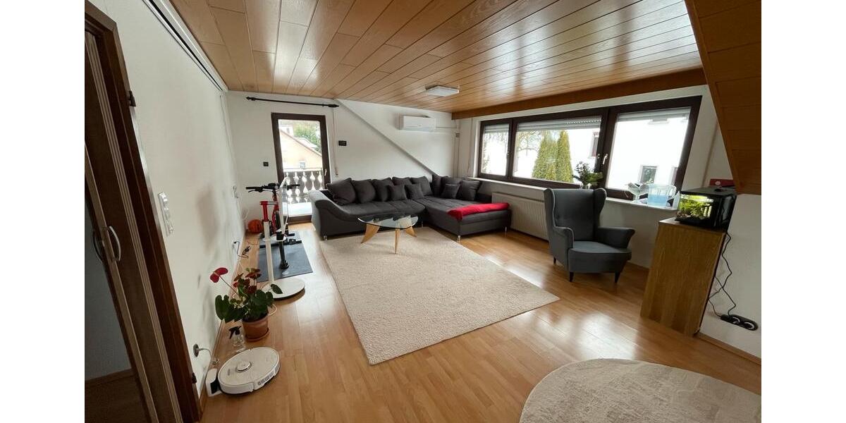 Möblierte, helle 3-Zimmer-Wohnung mit Balkon in ruhiger Lage 3 zimmer