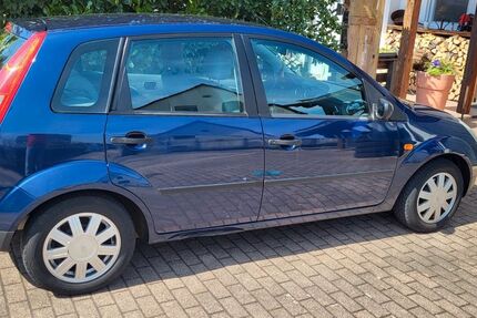 Ford Fiesta 129.500 km 1.850 &euro; Mainhardt 74535