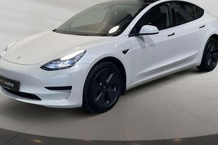 Tesla Model 3 37.904 km 28.879 € Neckarsulm-Obereisesheim 74172