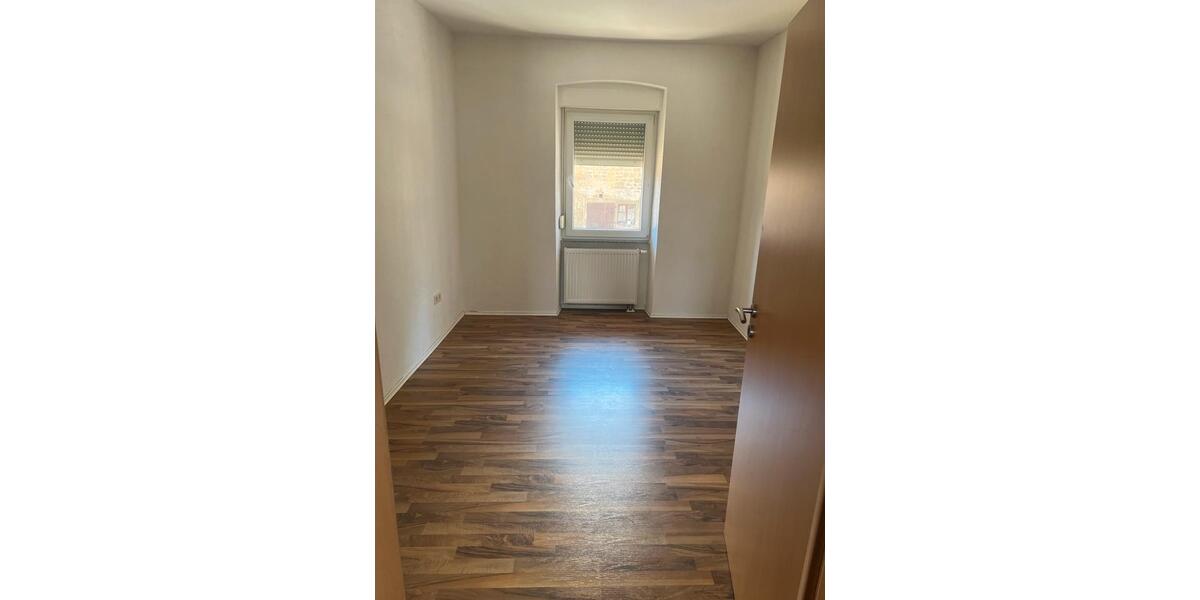 Erdgeschoßwohnung Sulzfeld - 2.5 Zimmer, 55 m&sup2;, 650&euro; | Angebot:26690194
