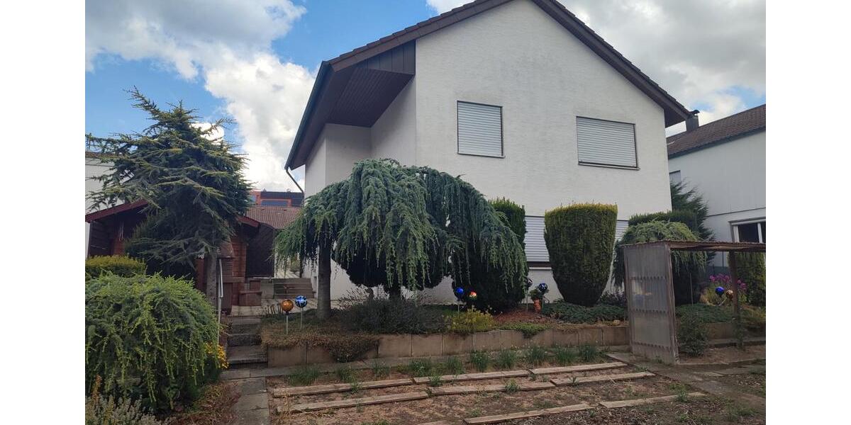 Einfamilienhaus Hardthausen am Kocher - 7.5 Zimmer, 150 m&sup2;, 1.575&euro; | Angebot:26337528