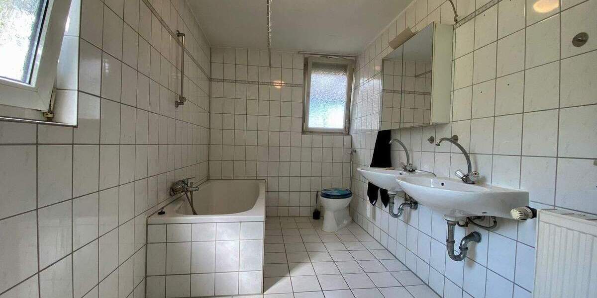 Doppelhaushälfte Zaberfeld Leonbronn - 4 Zimmer, 130 m&sup2;, 198.000&euro; | Angebot:25792268