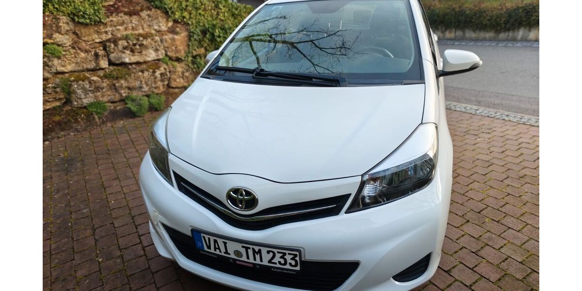 Toyota Yaris 139.000 km 6.400 &euro; Cleebronn 74389