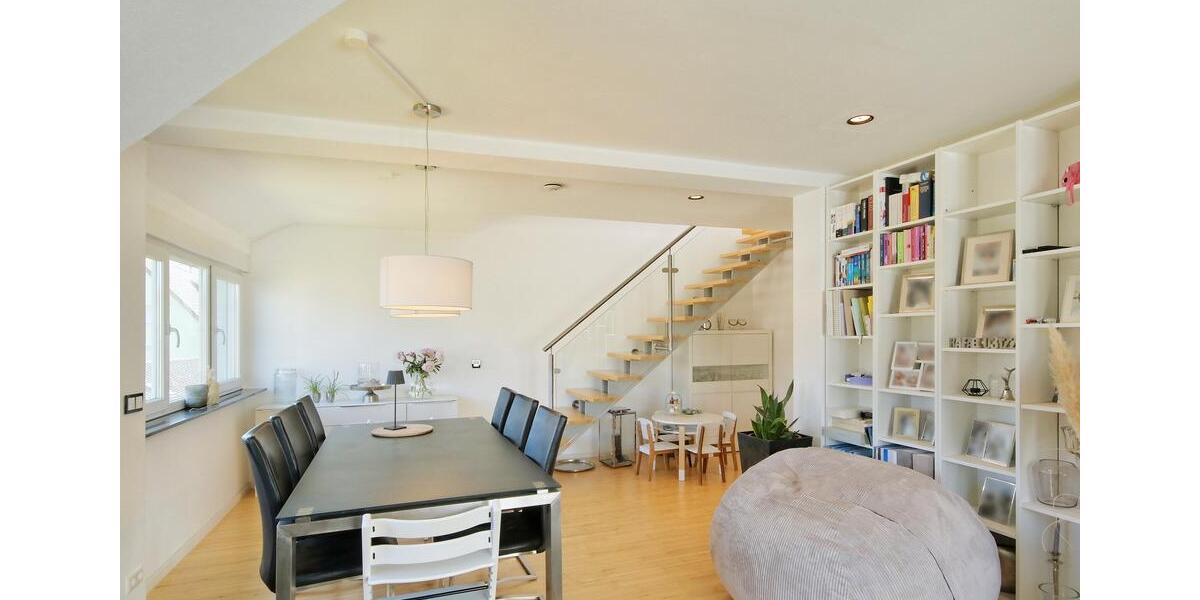 Maisonettenwohnung Ludwigsburg Oßweil - 3.5 Zimmer, 109 m&sup2;, 1.550&euro; | Angebot:26167353