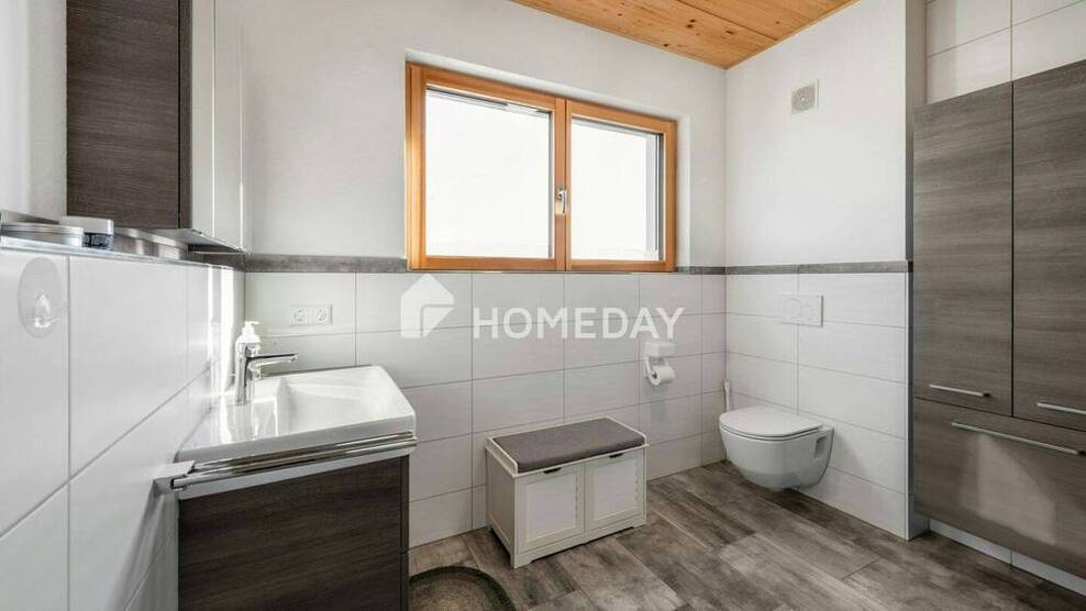Großzügiger und luxuriöser Wohntraum - 98 m² Neubau mit EBK & Balkon