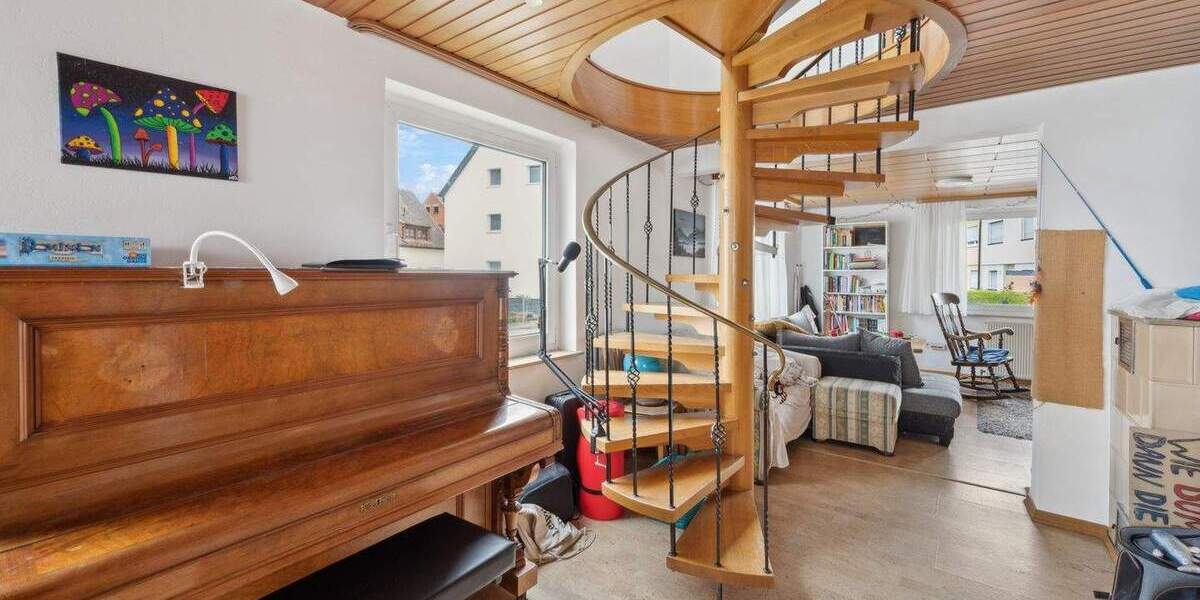 Familientraum: 2-3-Familienhaus in bester Lage Oßweils 8 zimmer