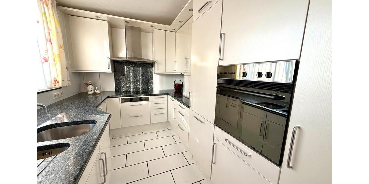 Reihenhaus Heilbronn Kernstadt - 4.5 Zimmer, 174 m&sup2;, 2.375&euro; | Angebot:24821085