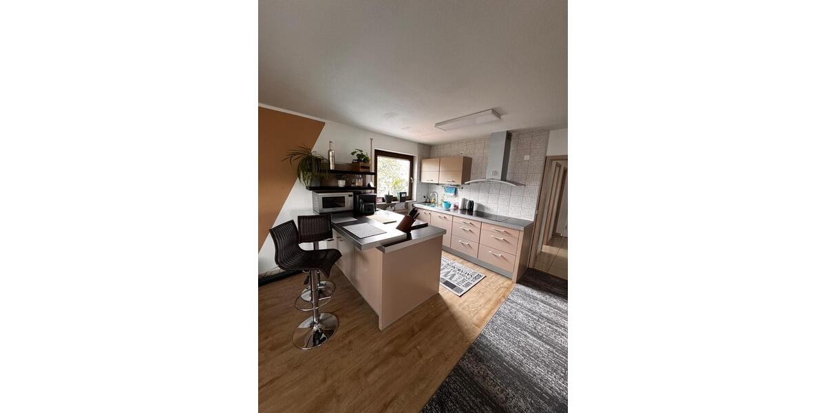 Etagenwohnung Backnang - 2.5 Zimmer, 82 m&sup2;, 940&euro; | Angebot:26619571