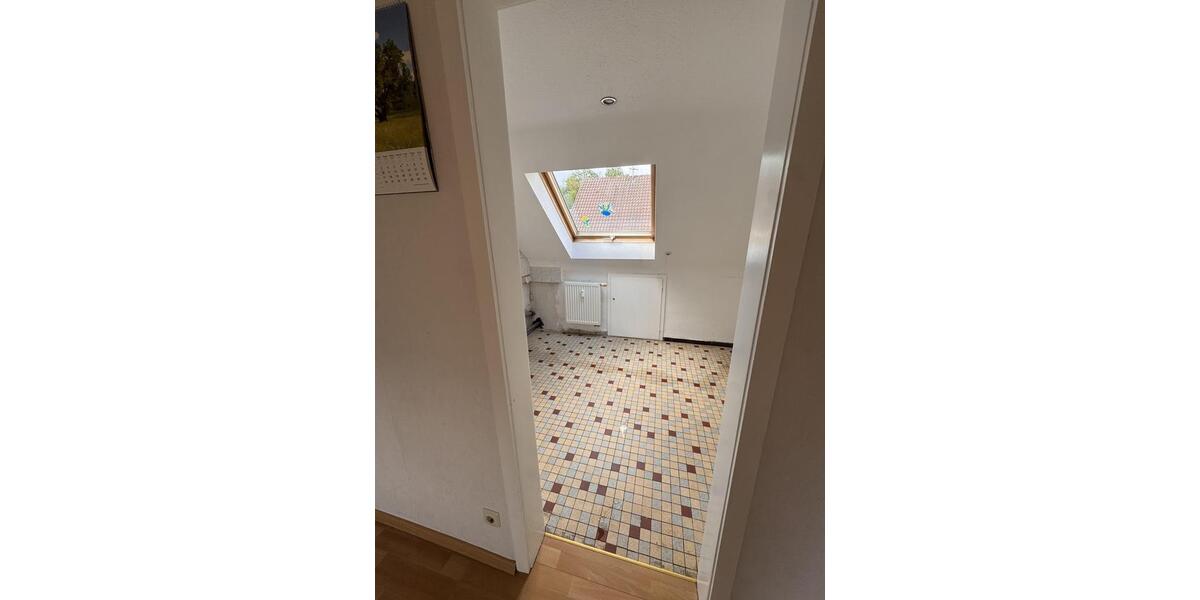 Dachgeschoßwohnung Burgstetten - 4 Zimmer, 65 m&sup2;, 520&euro; | Angebot:26663166