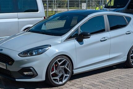 Ford Fiesta 31.000 km 22.490 € Marbach am Neckar 71672