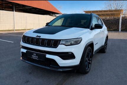 Jeep Compass 22.278 km 23.495 &euro; Asperg 71679