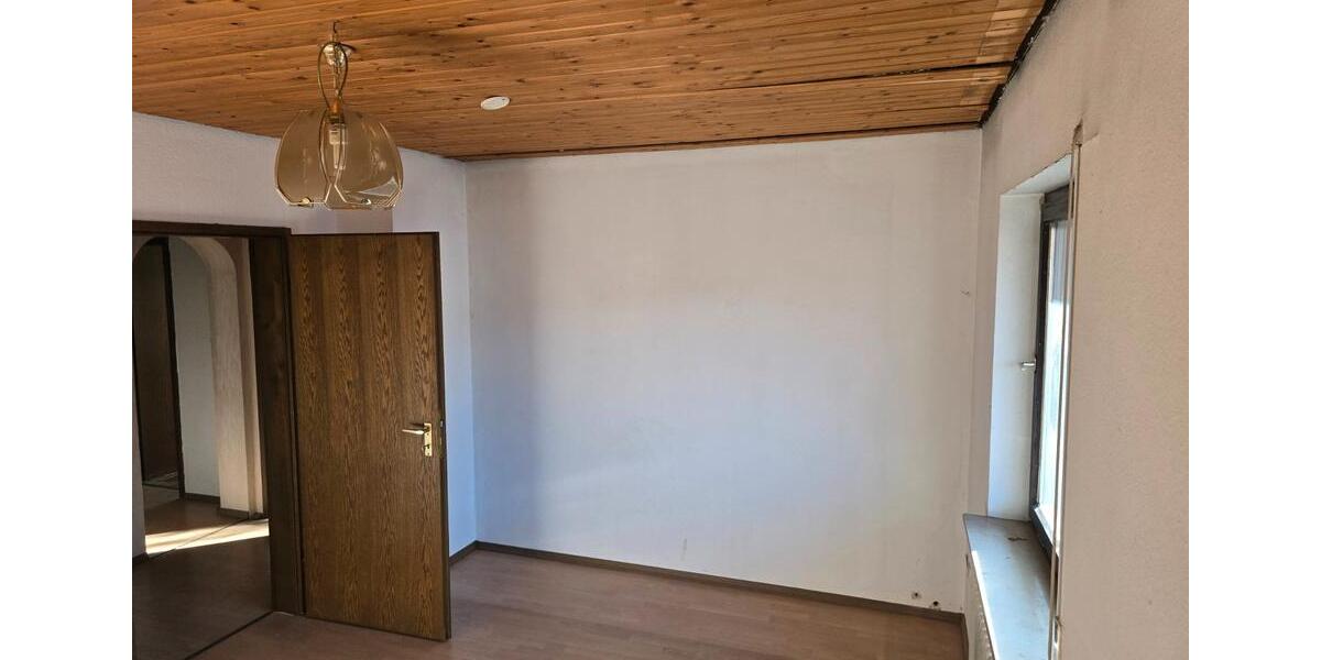 Mehrfamilienhaus, Wohnhaus Erlenbach - 7 Zimmer, 171 m&sup2;, 439.000&euro; | Angebot:26619679