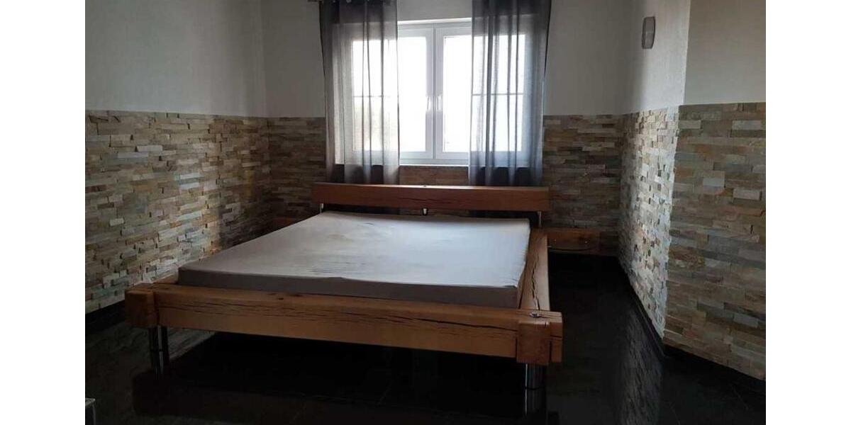 Doppelhaushälfte Bad Rappenau - 8 Zimmer, 213 m&sup2;, 530.000&euro; | Angebot:26830263