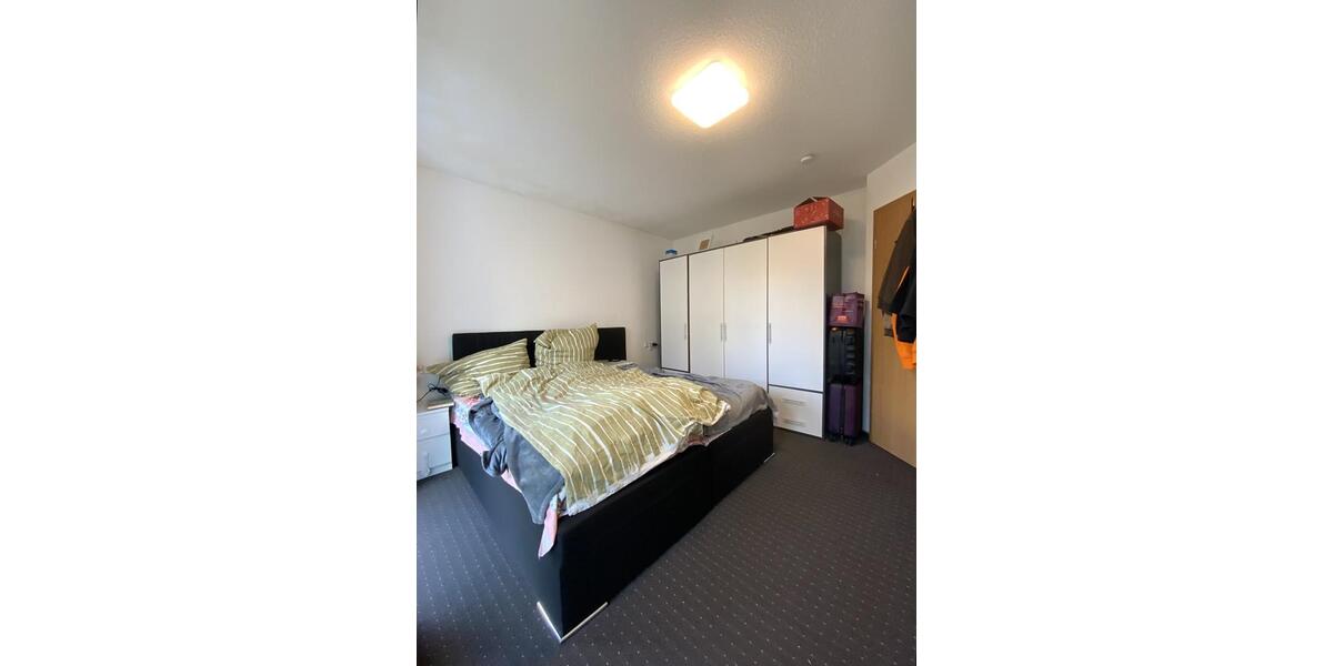 Lichtdurchflutete 3-Zimmerwohnung mit EBK und Süd-West Balkon in Freiberg am Neckar 3 zimmer