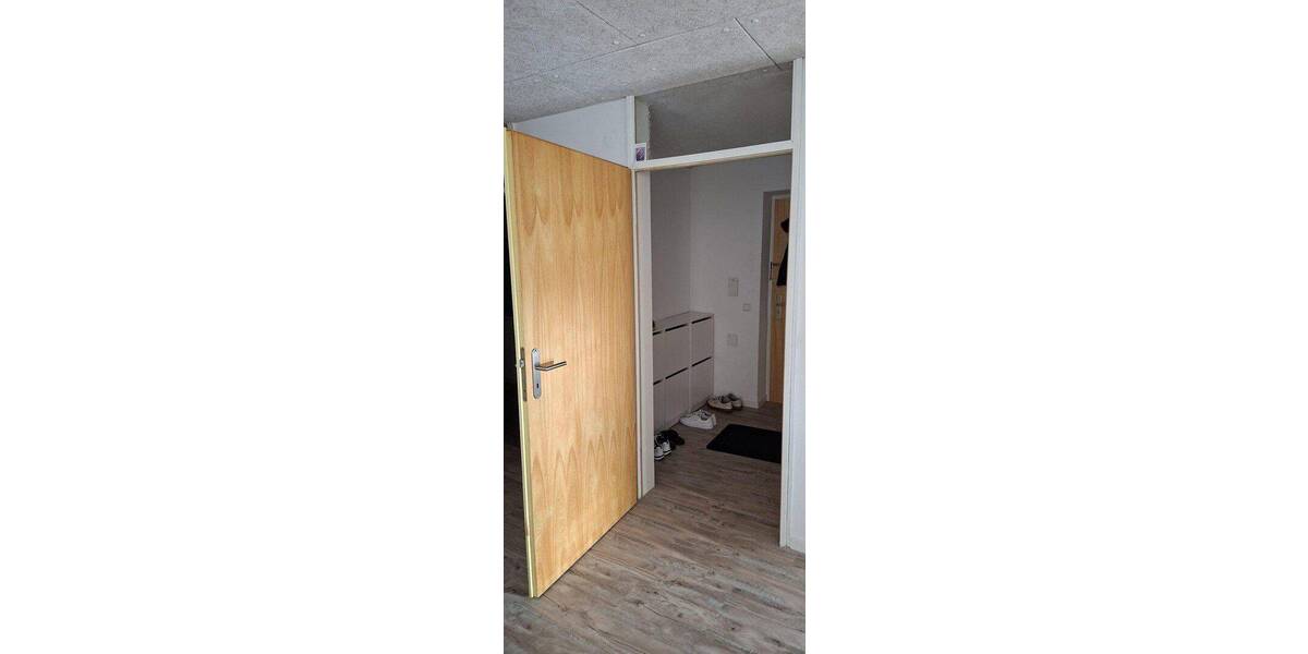 Etagenwohnung Steinheim - 3 Zimmer, 90 m&sup2;, 1.000&euro; | Angebot:26875124