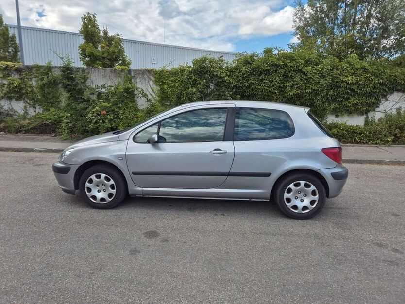 307
