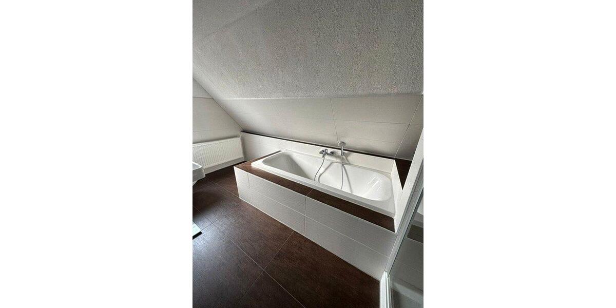 Einfamilienhaus Sulzbach an der Murr - 7 Zimmer, 160 m&sup2;, 1.350&euro; | Angebot:27643051