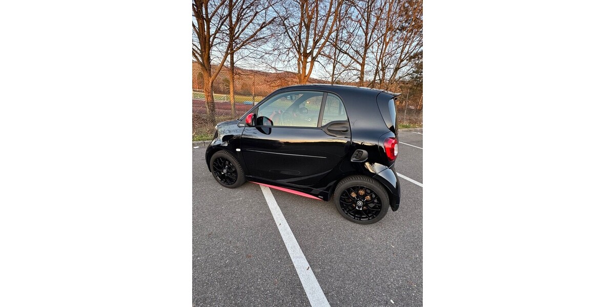 Smart ForTwo 67.461 km 20.000 € Backnang 71522